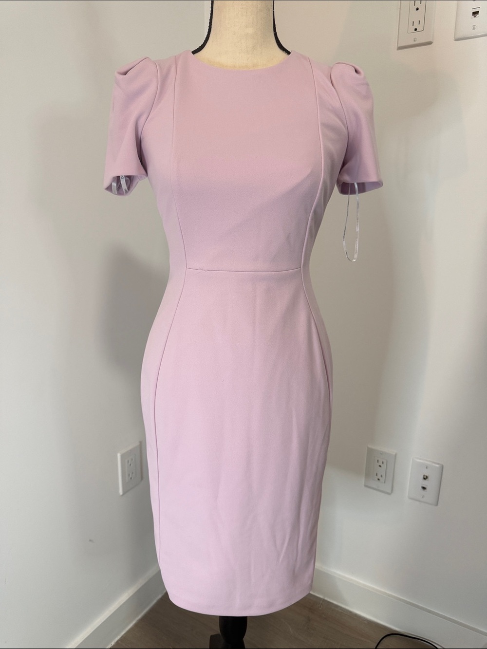 Calvin Klein Lilac Scuba Crepe Sheath Dress.  Sz 2